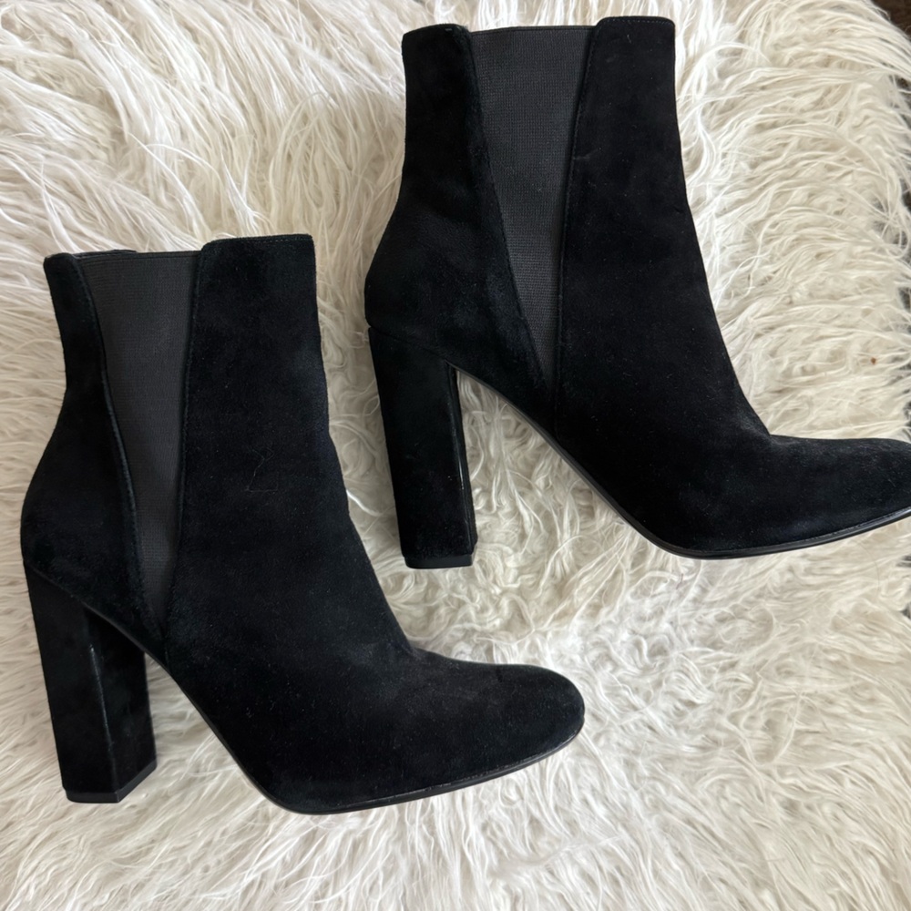 Steve Madden Black Suede Heeled Boots